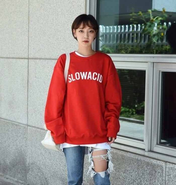 Cách phối đồ chuẩn fashional với áo hoodie nữ không mũ