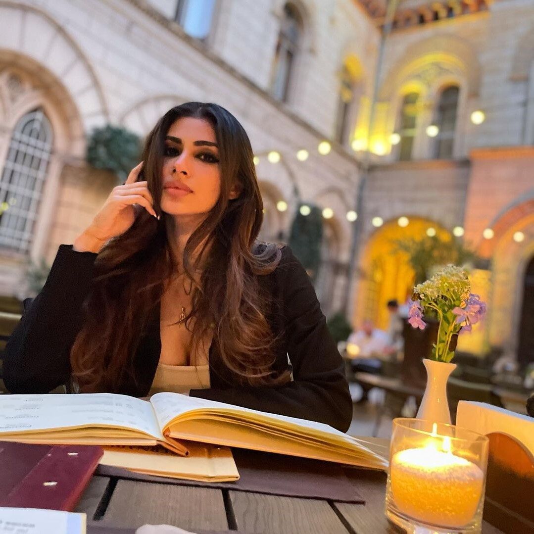 Nữ chính Tình người kiếp rắn - Mouni Roy và hành trình theo đuổi nghệ thuật-6