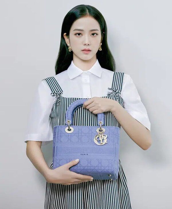 Jisoo nhóm Blackpink
