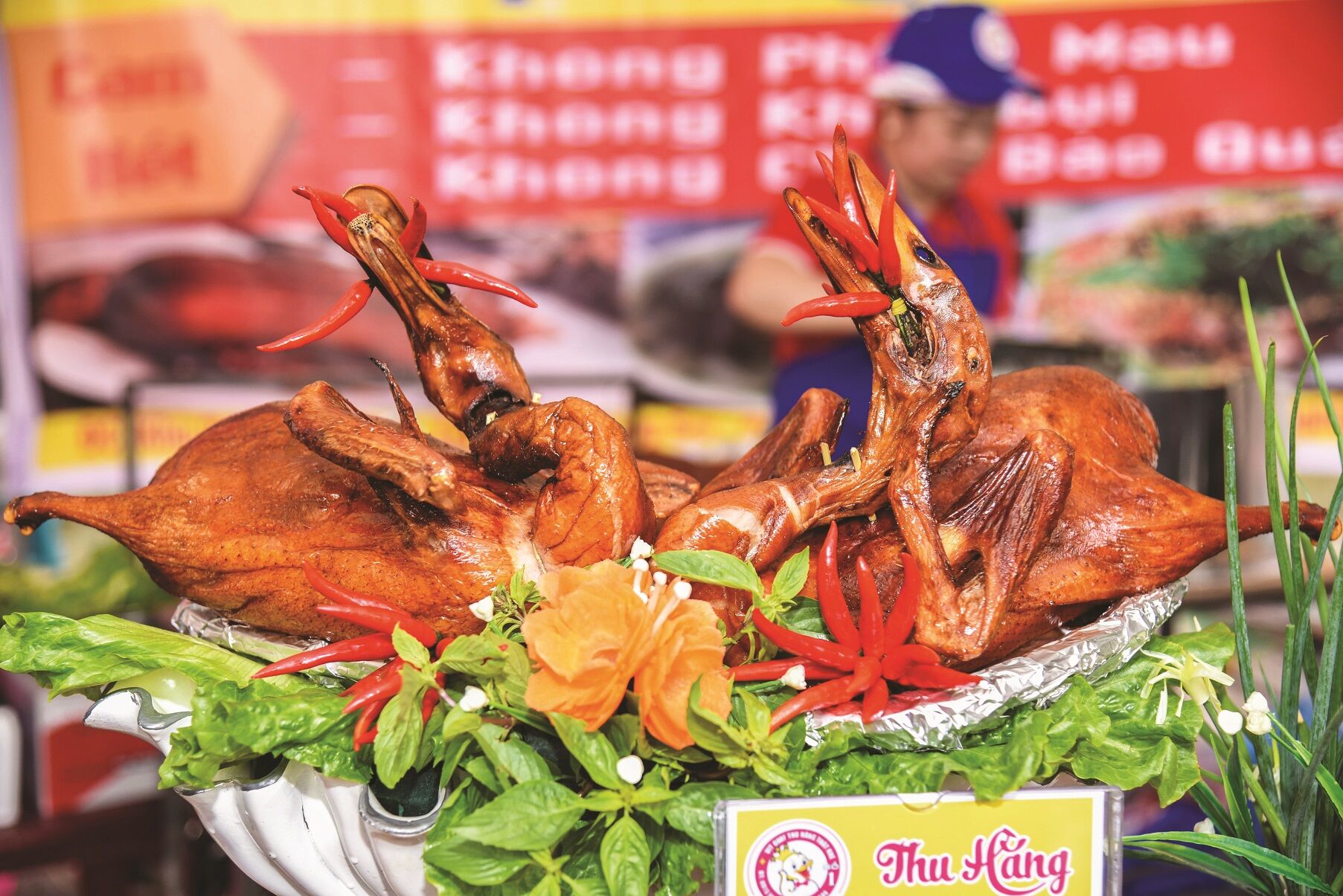 Vịt quay lá mác mật: Món ngon trứ danh của xứ Lạng - 3