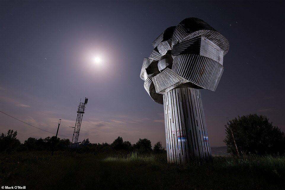 Đài tưởng niệm Freedom Hill, Bosnia: