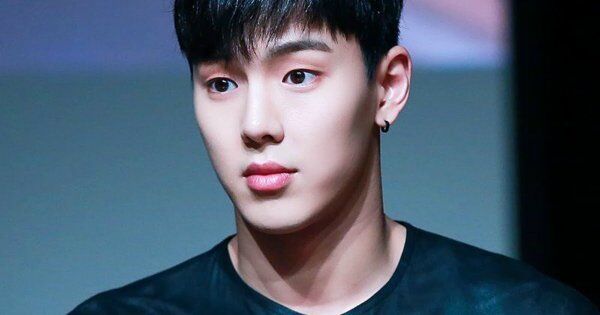 Shownu (MONSTA X)