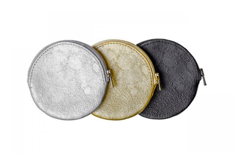 Planetario Clutch Bag - chiếc túi xách tay tinh tế mô phỏng bề mặt phức tạp của Mặt Trăng-3