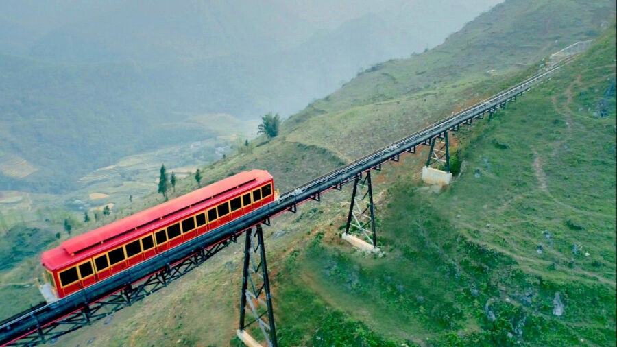 4 thung lũng ở Việt Nam đẹp như tranh vẽ - 3