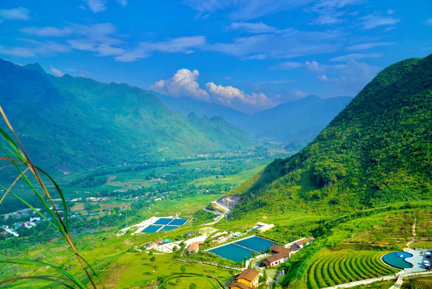 Mới lạ khu nghỉ dưỡng hình quẩy tấu đẹp tựa “trời Tây” ở Hà Giang - 6