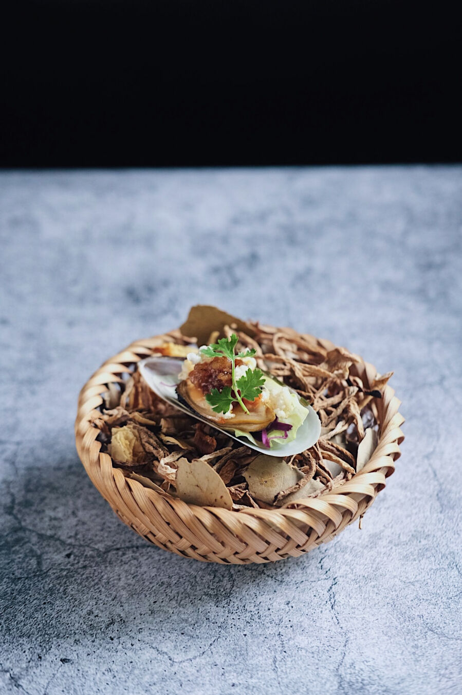 Nhà hàng phục vụ thực đơn theo mô hình tasting menu.