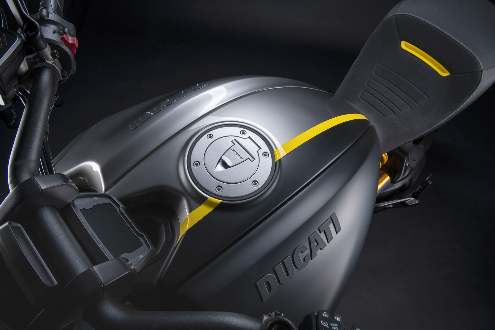 Siêu mô tô 2022 Ducati Diavel 1260 S-3