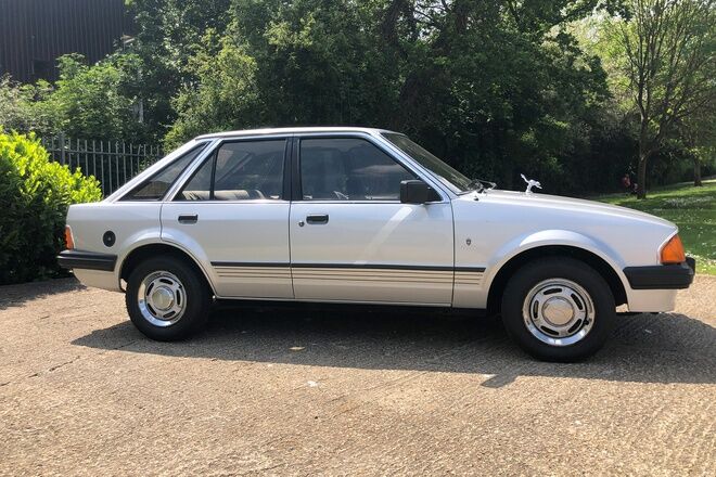 Ford Escort 1981 của công nương Diana sẽđược đấu giá vào cuối tháng 6-4