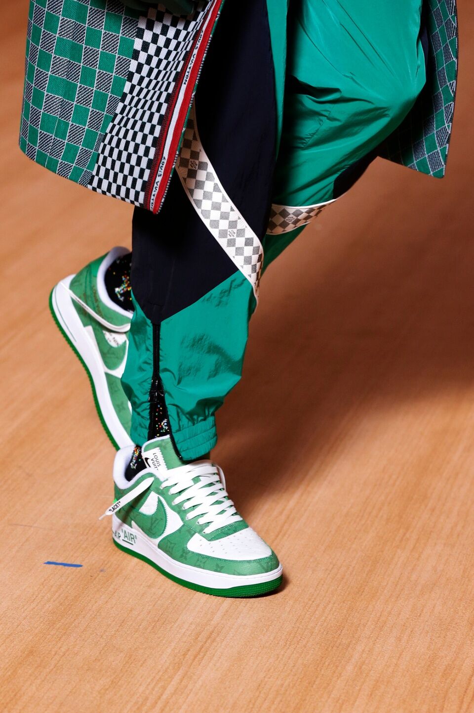Sneaker Nike x Louis Vuitton hứa hẹn “khuấy đảo” làng thời trang-5