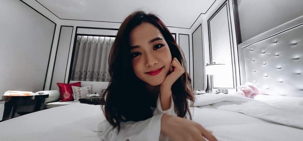 Là người thuộc Gen Y nhưng Jisoo lại có cả tá bí mật giống Gen Z-5