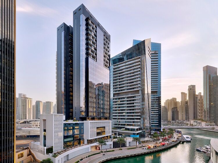 Crowne Plaza Dubai - Khách sạn 'thần tài' của đội tuyển Việt Nam - 1