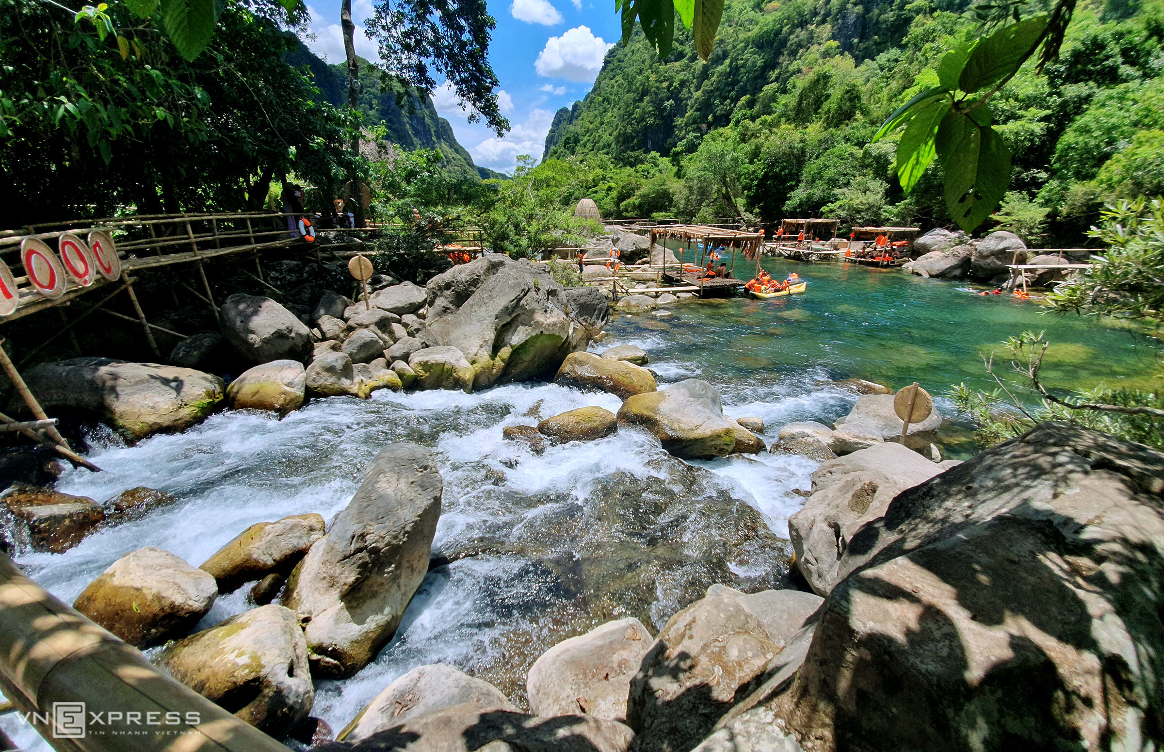 Suối Moọc, Quảng Bình