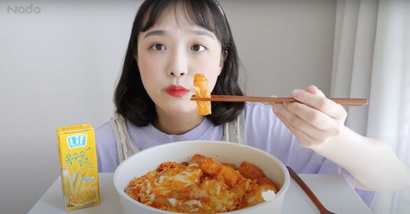 Tokbokki “kiểu Việt Nam” tiếp tục gây sơn sốt tại xứ sở kim chi-4
