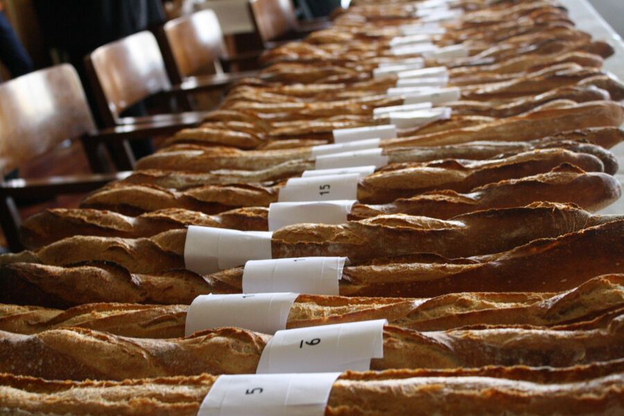 Baguette - Món bánh mì gây nghiện nhất nước Pháp