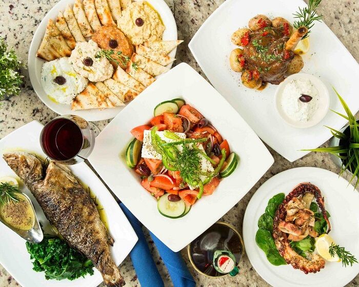 Ghé đảo thiên đường Santorini, thưởng thức những món ăn tuyệt hảo