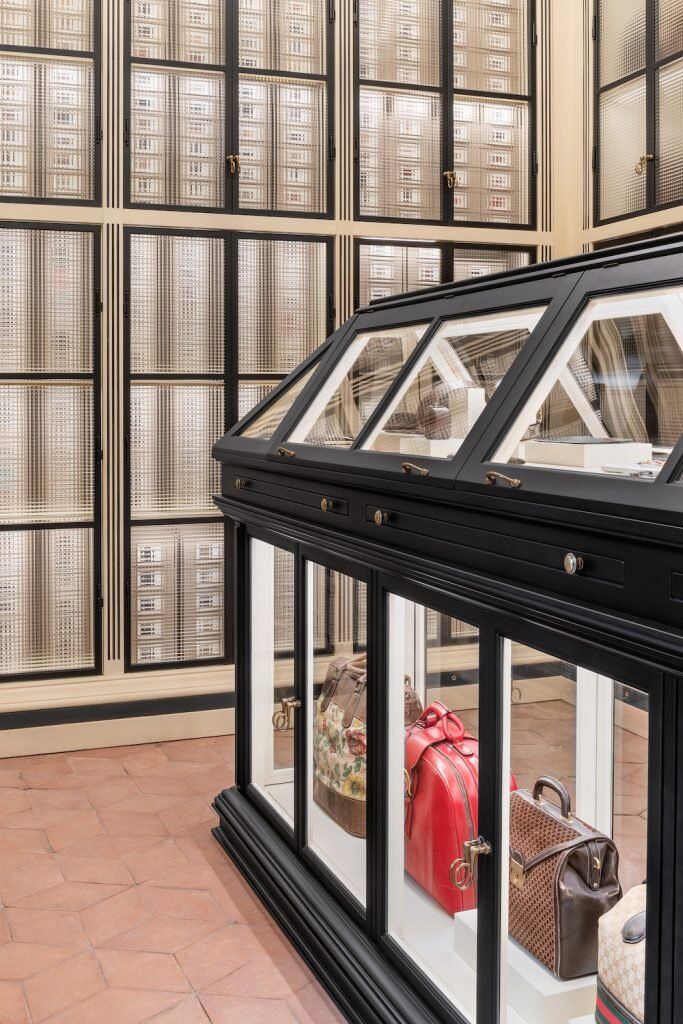 BST lưu trữ Gucci