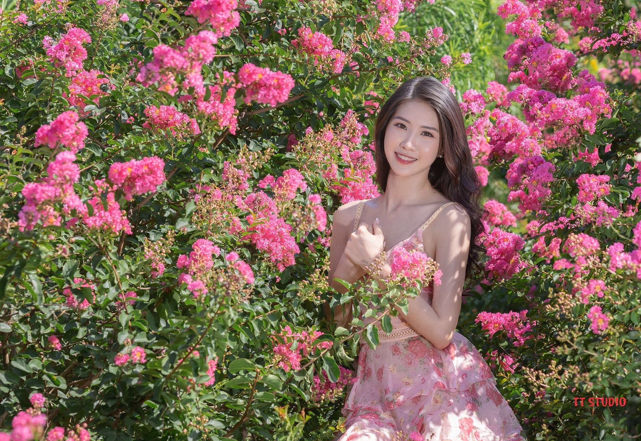 Mê mẩn đường hoa tường vi, đẹp tựa vườn thượng uyển ở trời Âu - 2