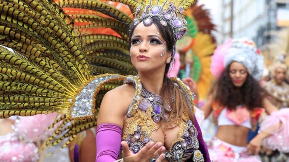 Notting Hill Carnival: Hấp dẫn như những trận cầu đưa đội Anh vào chung kết EURO - 13