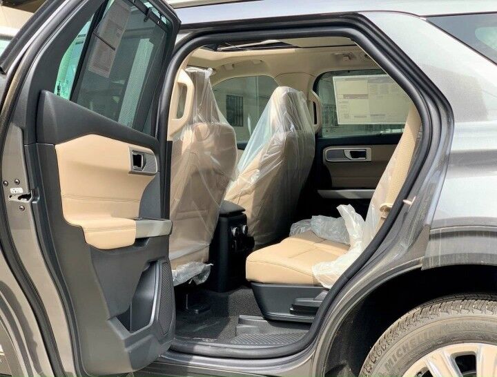 Ford Explorer 2021 chính hãng đầu tiên về Việt Nam-4