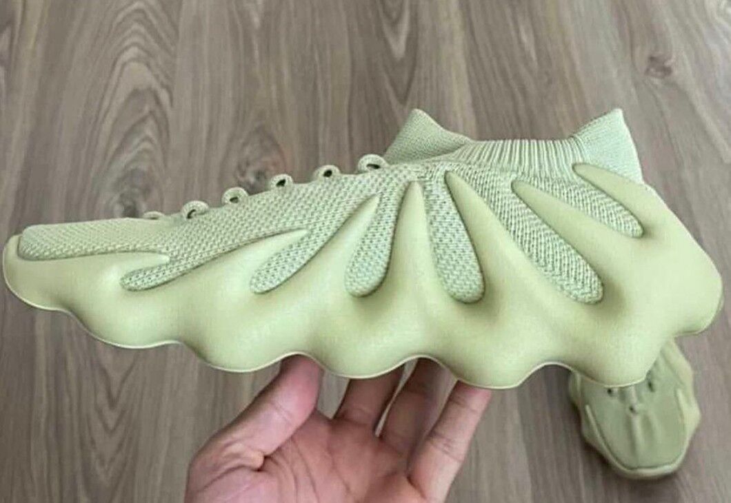 Hé lộ mẫu giày Adidas YEEZY 450