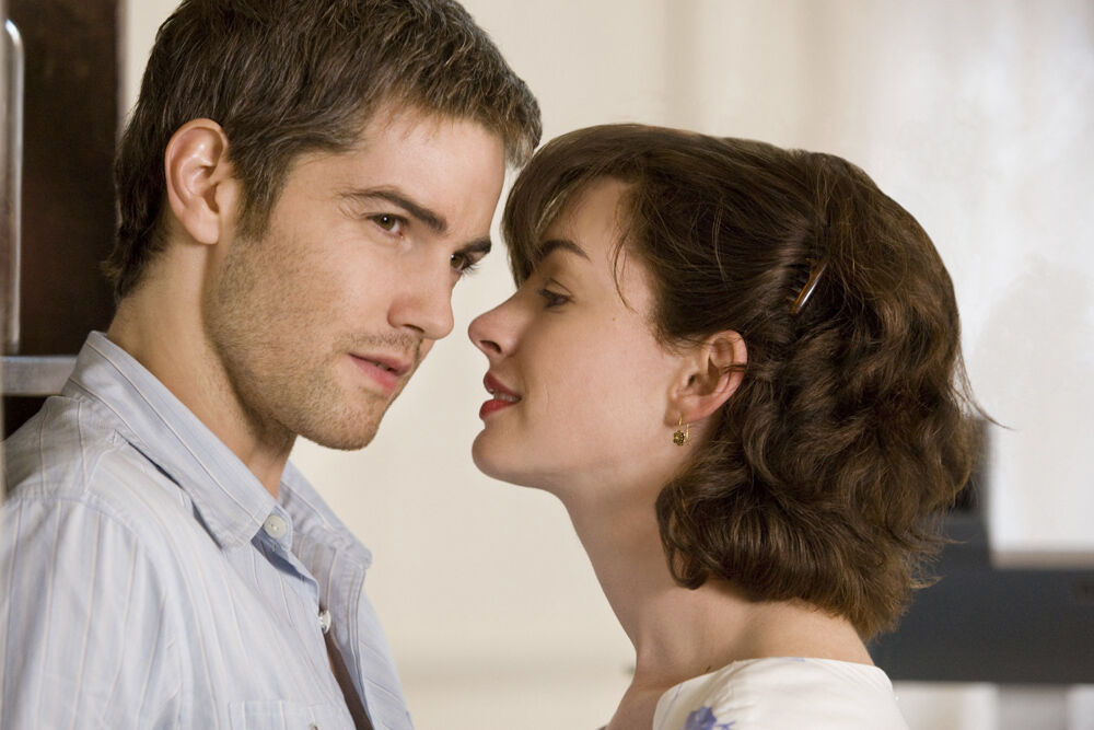 Những kiểu tóc làm nên thương hiệu Anne Hathaway-15