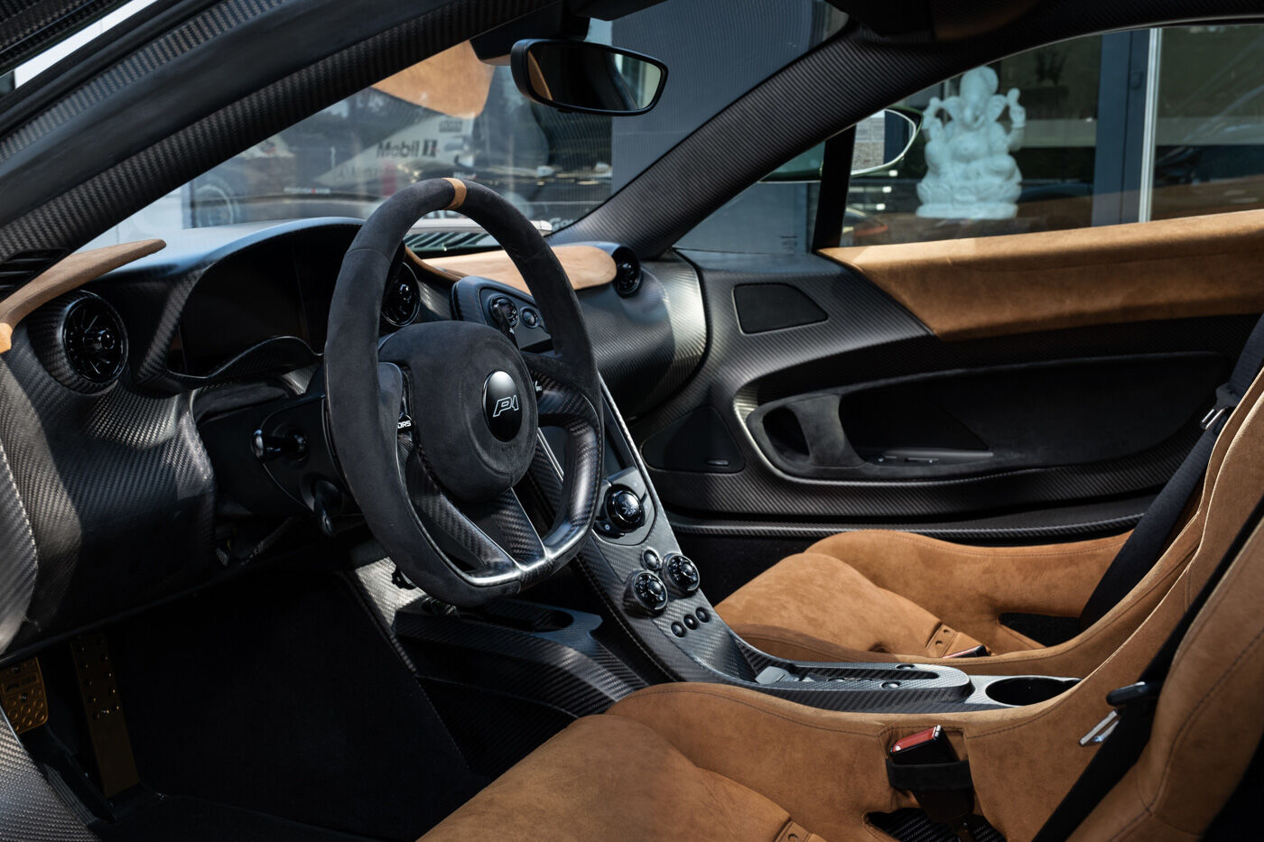 Siêu xe McLaren P1 trở nên “hầm hố” với gói độ xe từ Lanzante-4