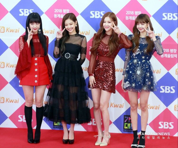 Trang phục hàng hiệu sau biểu diễn của các idol K-pop sẽ đi về đâu?-4