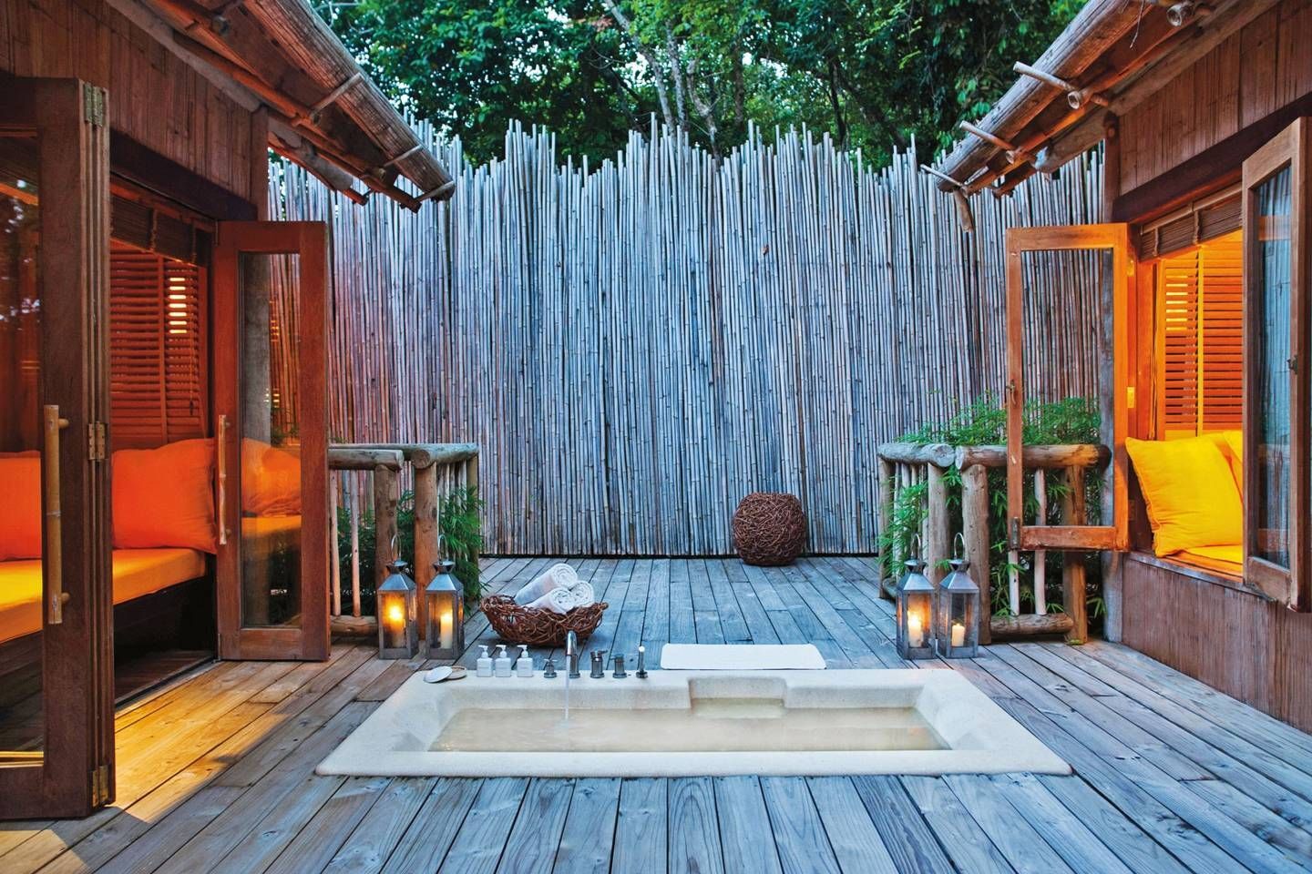 Thiết kế nội thất đẹp lạ cùng bồn tắm chìm, biến phòng tắm thành spa sang chảnh-8