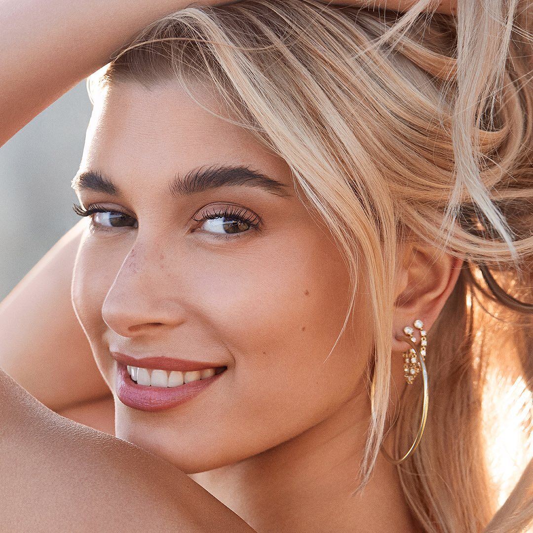 Hailey Bieber