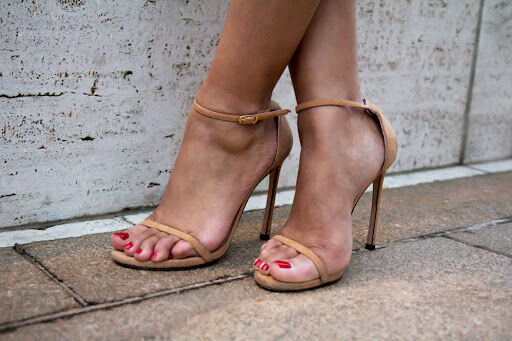 Stuart Weitzman Nudist