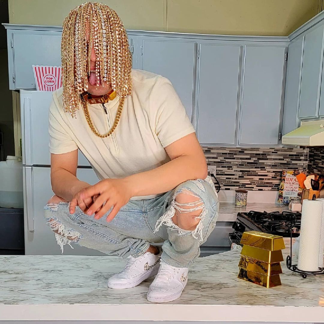Nam rapper cấy tóc bằng dây chuyền vàng-3