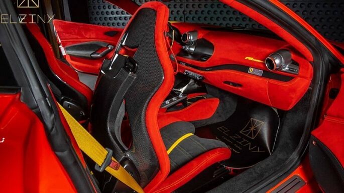 Chiêm ngưỡng siêu xe Ferrari F8 Tributo Modena Italy-7
