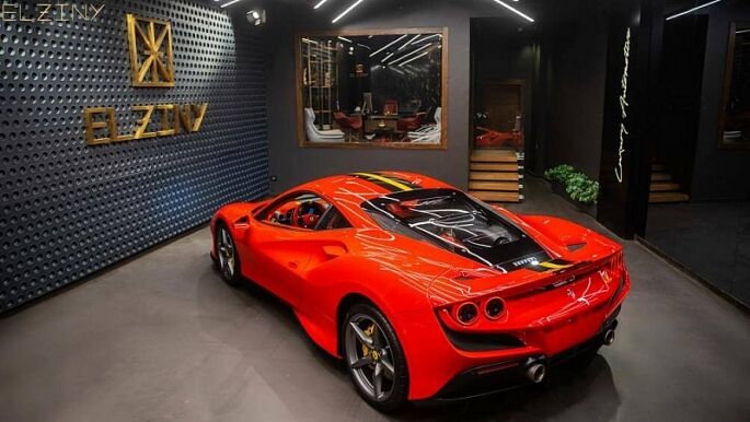Chiêm ngưỡng siêu xe Ferrari F8 Tributo Modena Italy-4