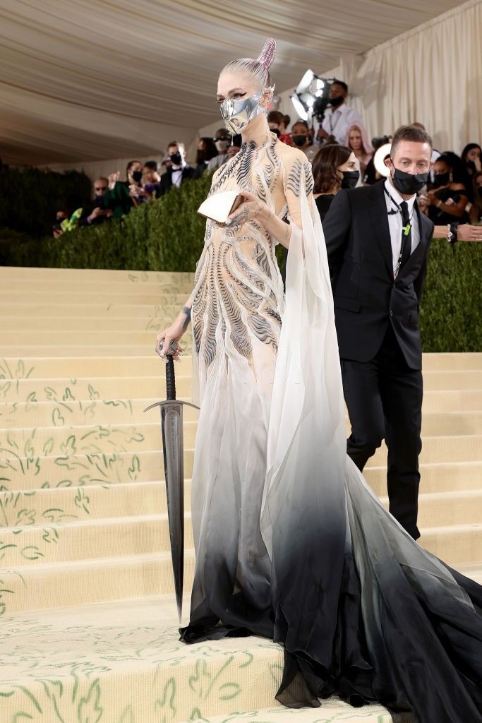 Dàn sao Hollywood gợi cảm trên thảm đỏ Met Gala 2021-13