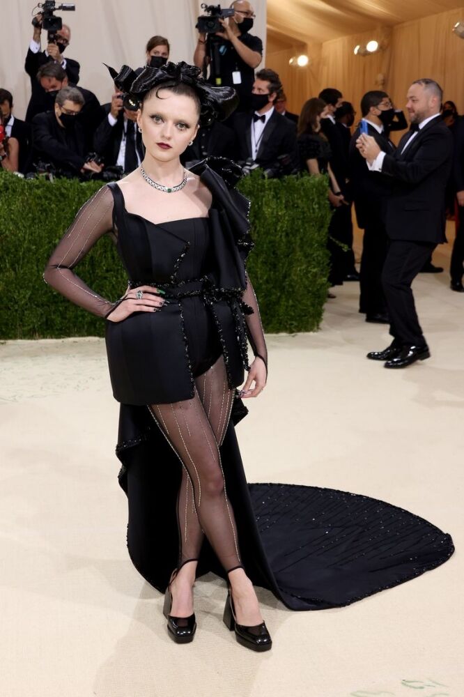 Những món nữ trang cao cấp được lăng xê tại Met Gala 2021-5