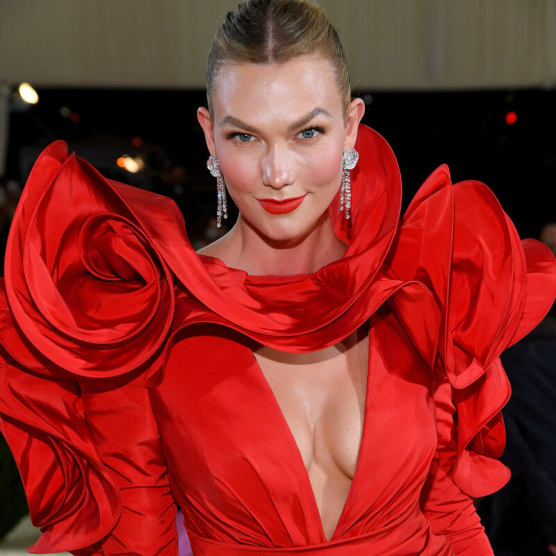 Những món nữ trang cao cấp được lăng xê tại Met Gala 2021-2