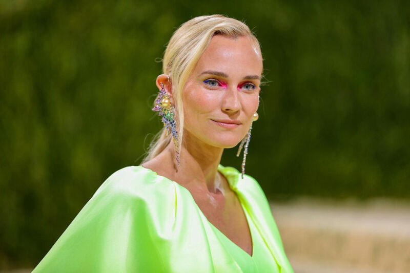 Những món nữ trang cao cấp được lăng xê tại Met Gala 2021-8