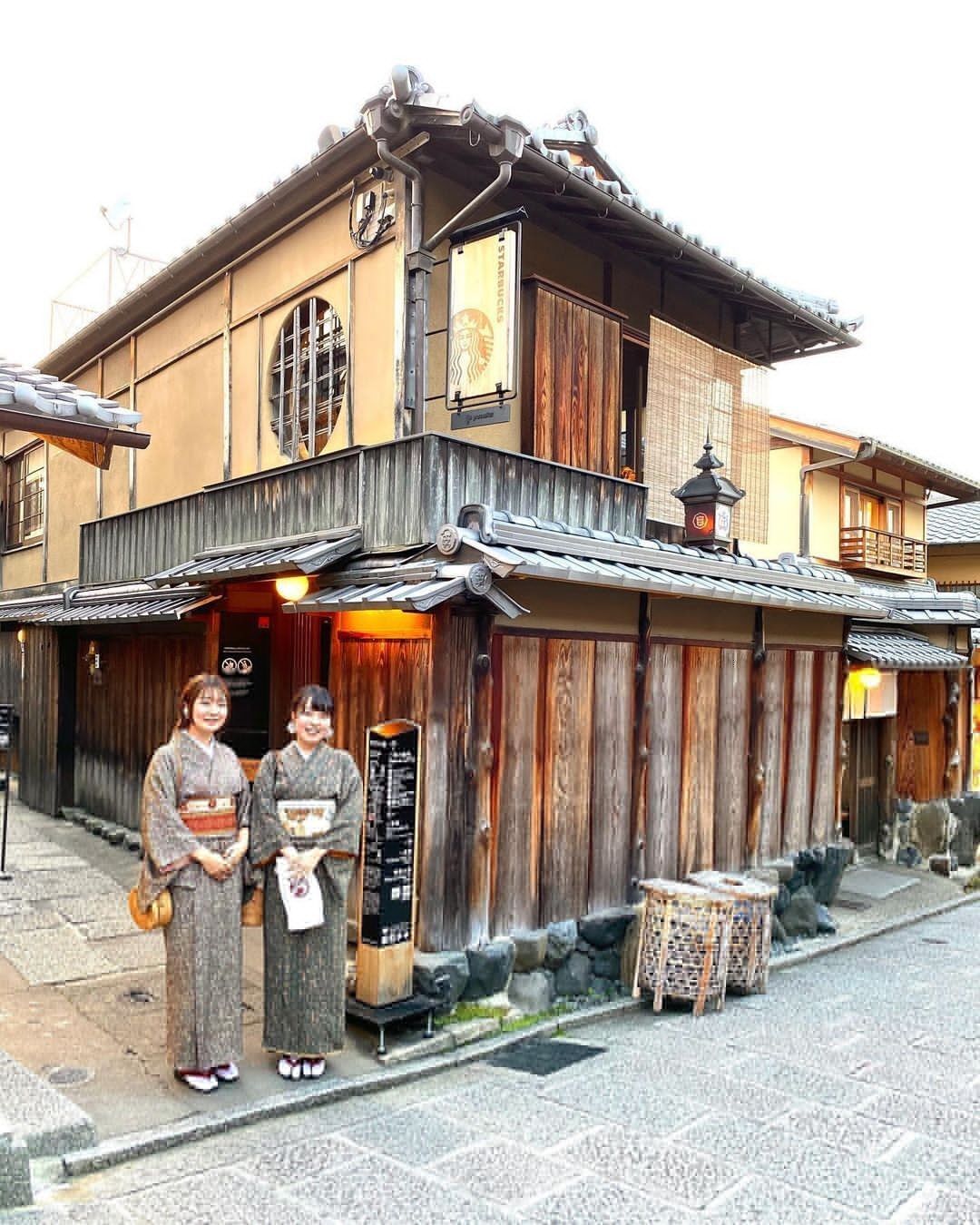 6 cửa hàng cà phê Starbucks đẹp nhất châu Á - 5
