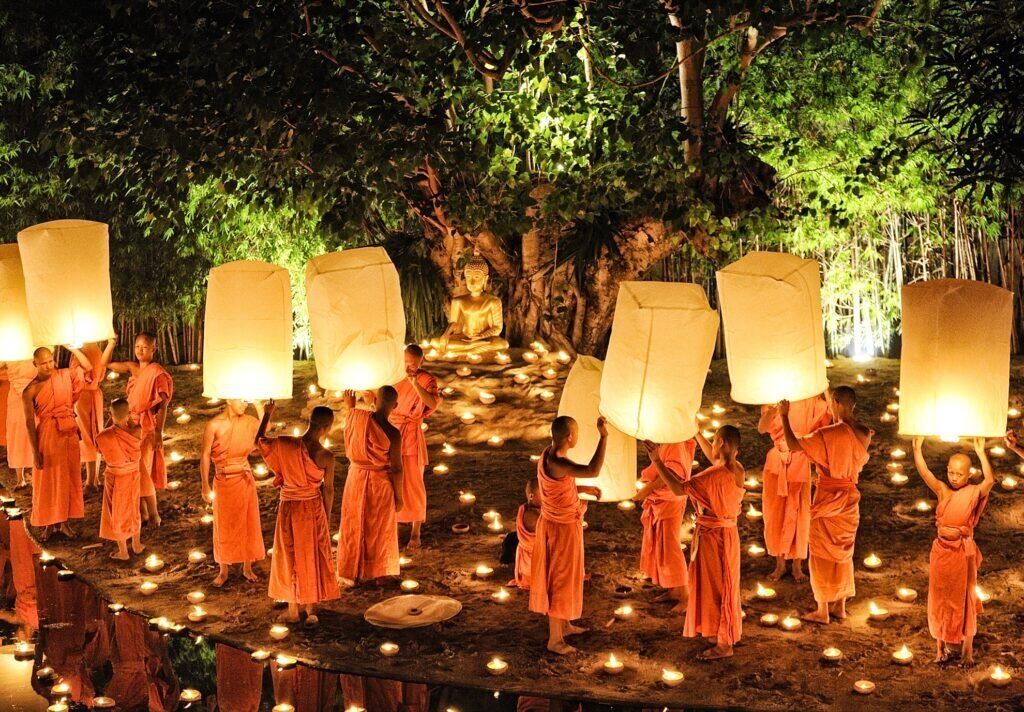 Rực rỡ lễ hội thả đèn trời Yi Peng - Điểm nhấn của du lịch Chiang Mai tháng 11-8