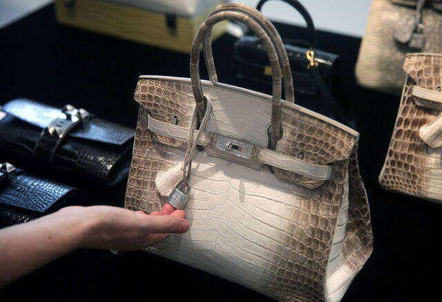 Giải mã sức hút của túi Hermès Birkin đối với giới siêu giàu: Sở hữu một chiếc túi là khoản đầu tư hấp dẫn, còn hơn cả vàng và chứng khoán - Ảnh 1.