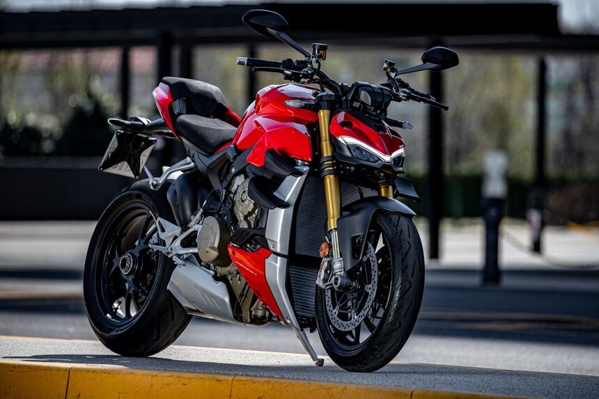 8 mẫu super nakedbike tốt nhất năm 2021 ảnh 3