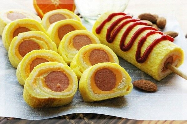 Món xúc xích cuộn thịt