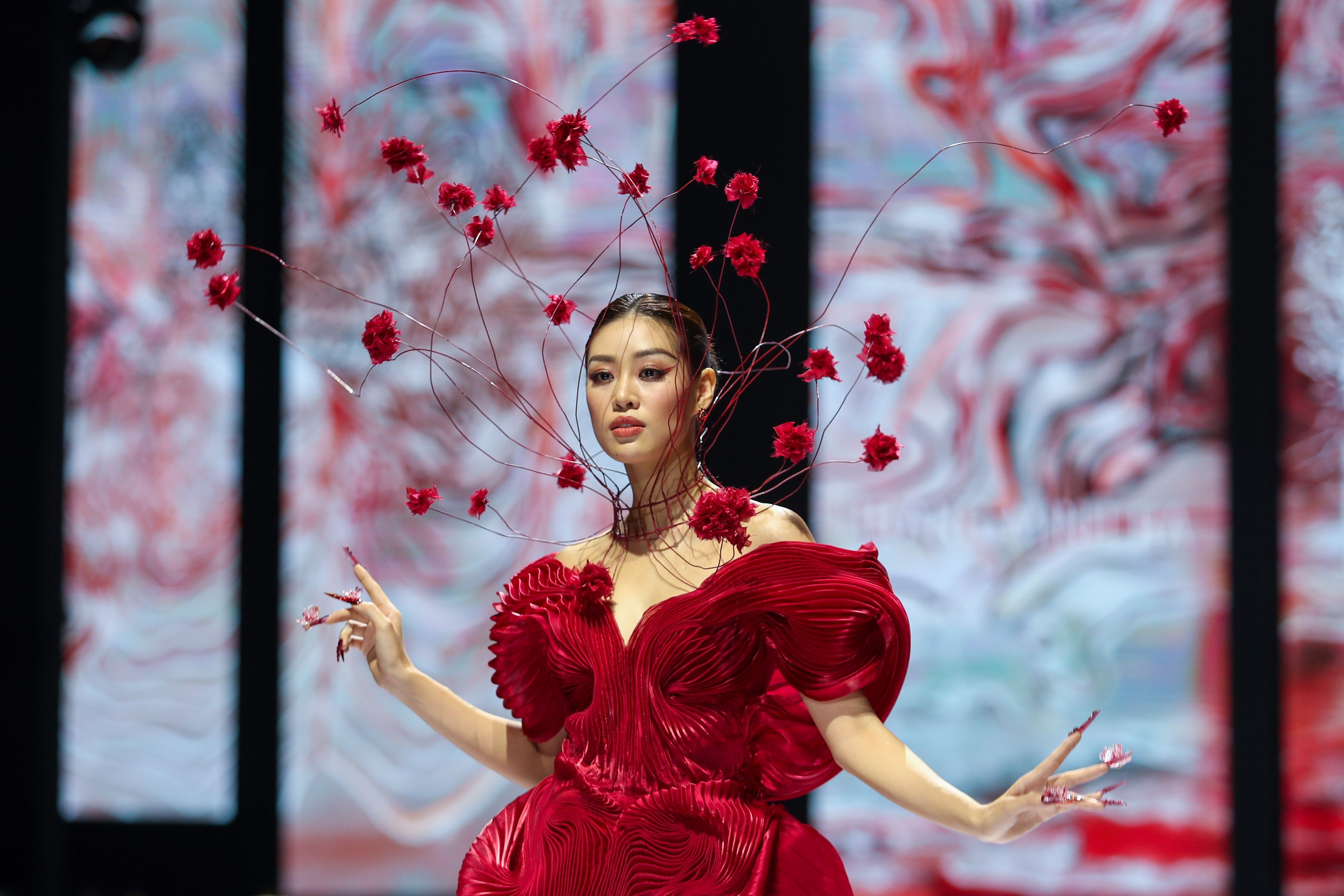 mở màn Aquafina VIFW 2022