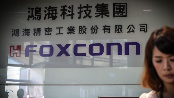 Apple tăng tốc chuyển nhà máy