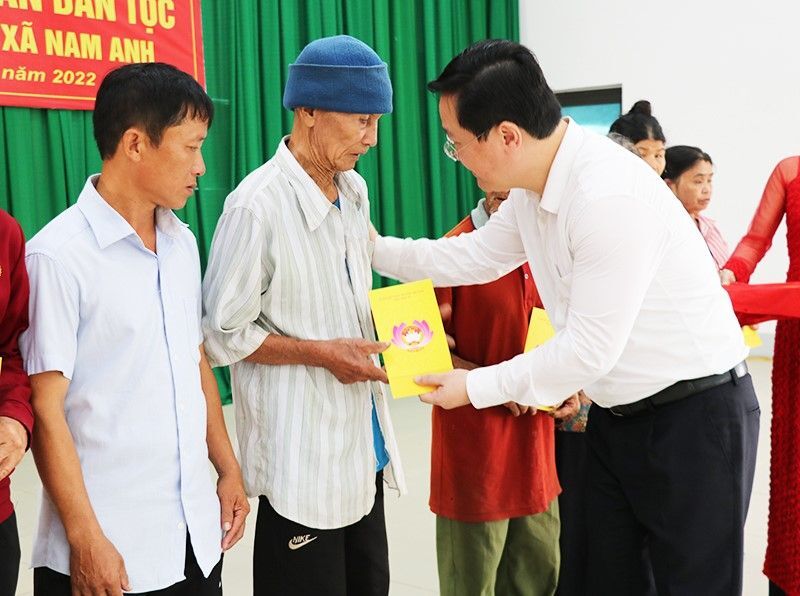 Chủ tịch UBND tỉnh Nghệ An dự ngày hội Đại đoàn kết tại huyện Nam Đàn