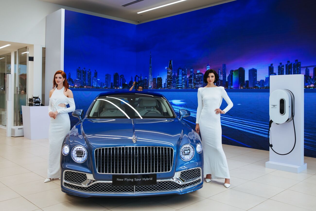 xe Bentley Flying Spur Hybrid