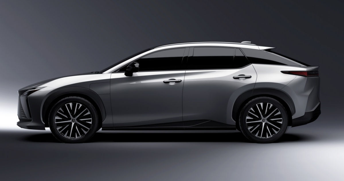 Lexus RZ 450e 2023
