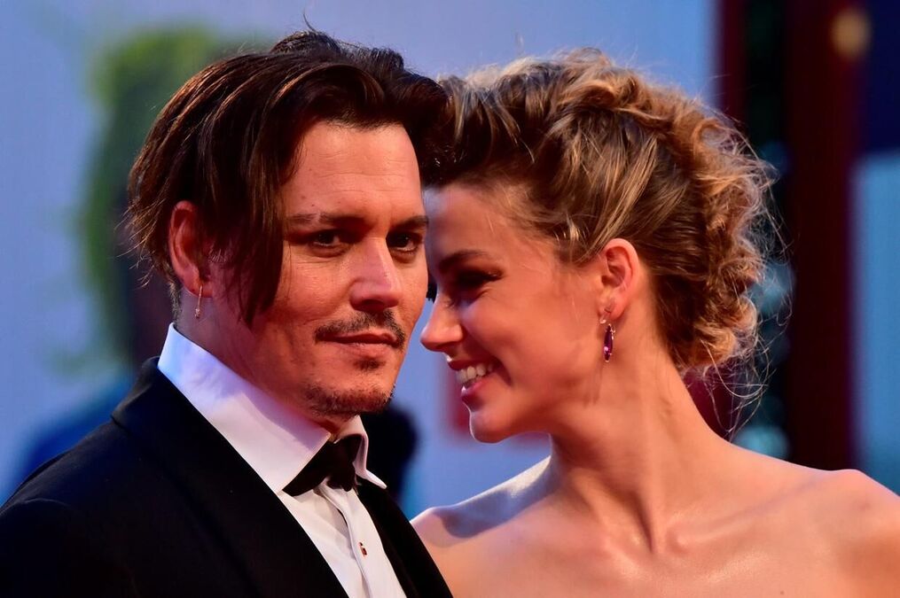 johnny depp và amber heard đôi bông tai neil lane hình giọt nước