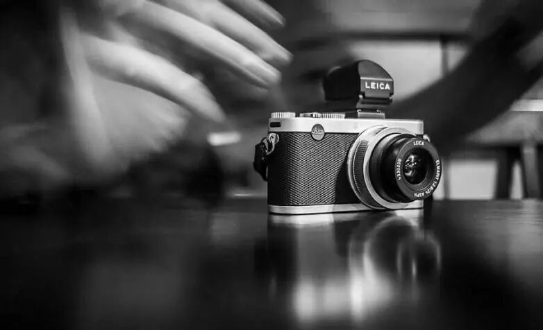 leica-x2-grab.png