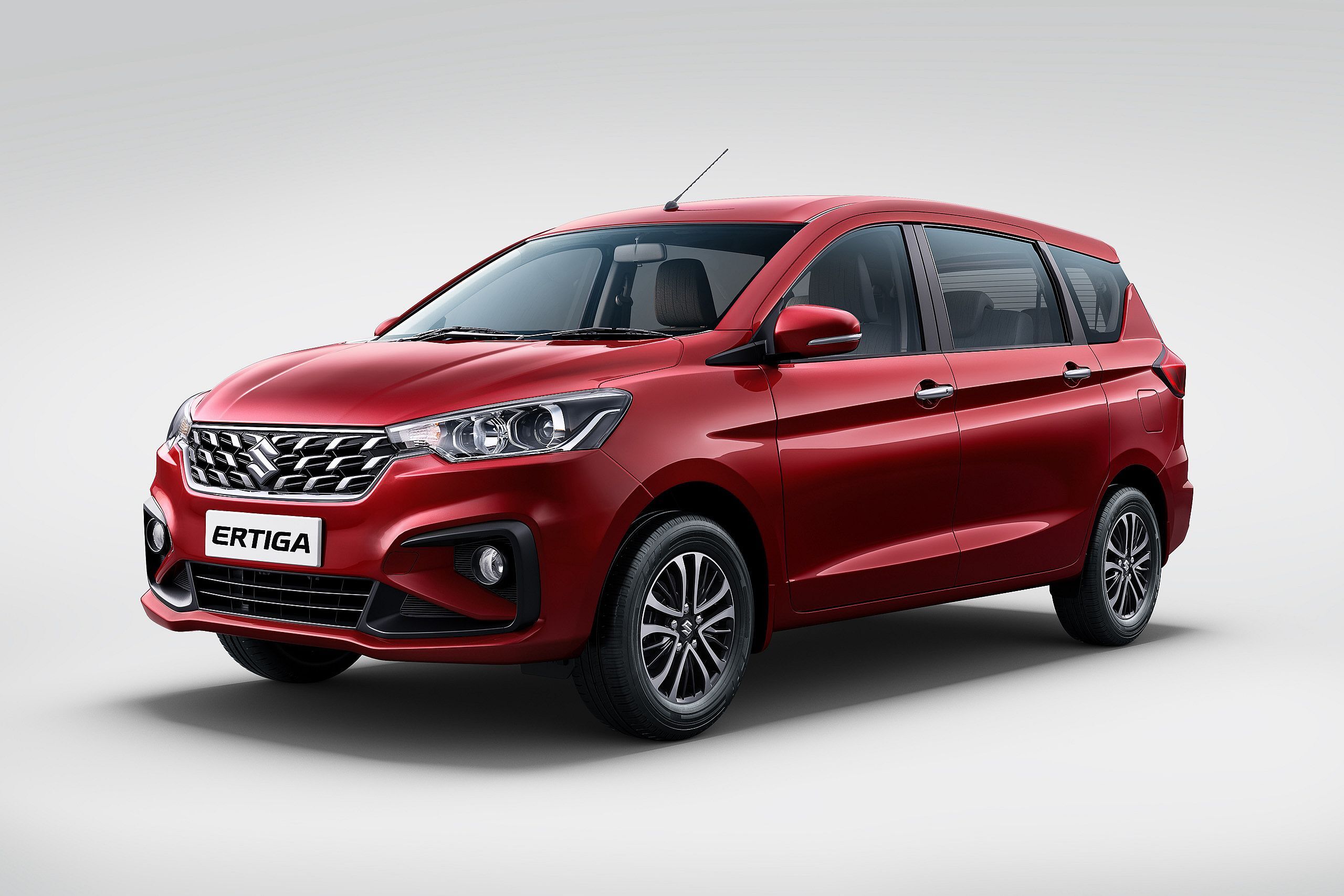 Suzuki Hybrid Ertiga ra mắt tại Việt Nam, giá từ 539 triệu đồng